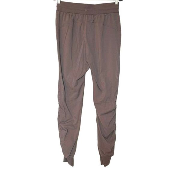 Lululemon Beyond the Studio Jogger Womens Size 8 Lunar Rock - Picture 5 of 10